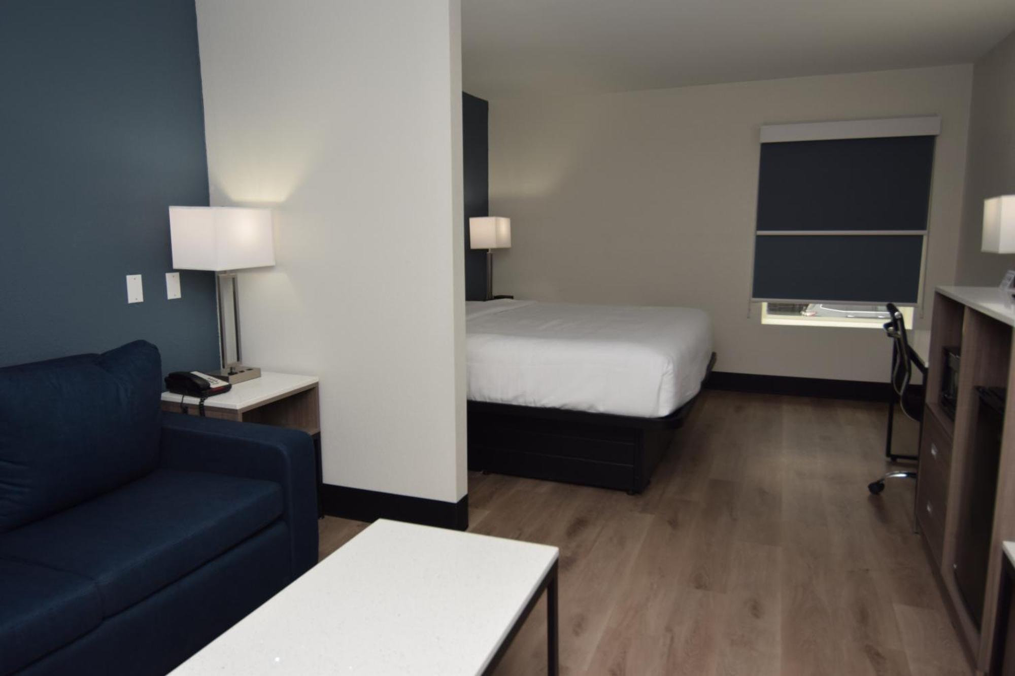 Baymont By Wyndham Batavia - Darien Lake Exterior photo