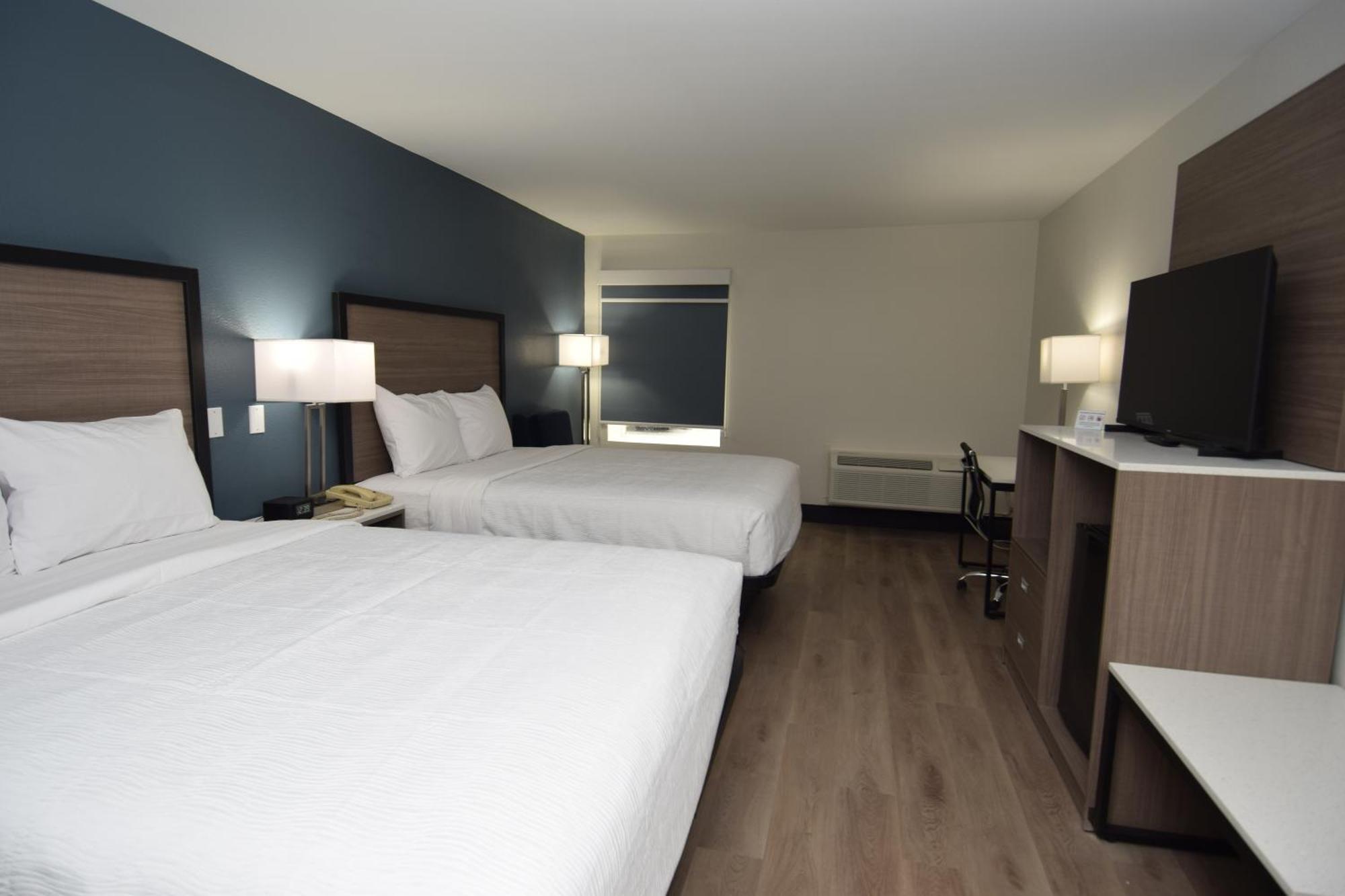 Baymont By Wyndham Batavia - Darien Lake Exterior photo